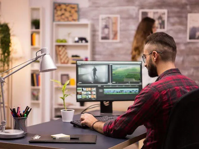 Motion Graphics Artist